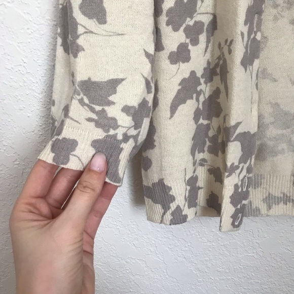 Autumn Cashmere Easy Crop Floral Cardigan - Picture 3 of 5